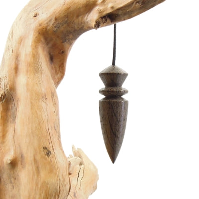 Pendule artisanal de radiesthésie en morta cordon collé