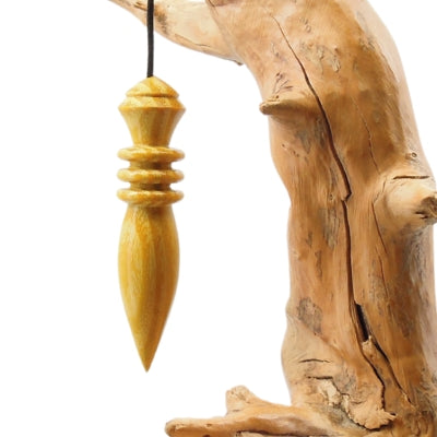 Pendule artisanal de radiesthésie en oranger des osages avec cordon collé