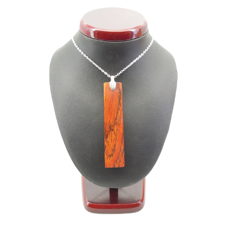 Bijou en coolage de bois exotiques