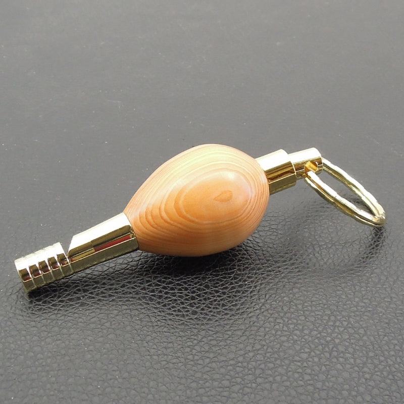 Porte clefs sifflet en if