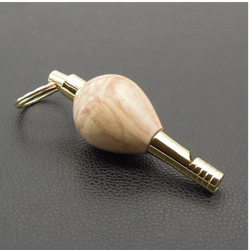 Porte clefs sifflet en frêne