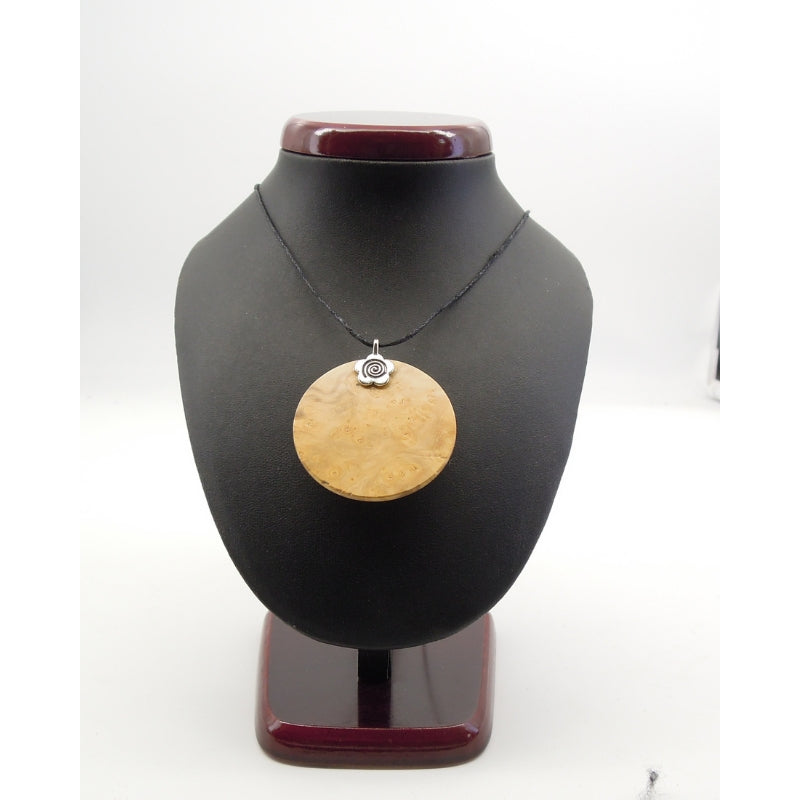 Bijou en loupe de buis