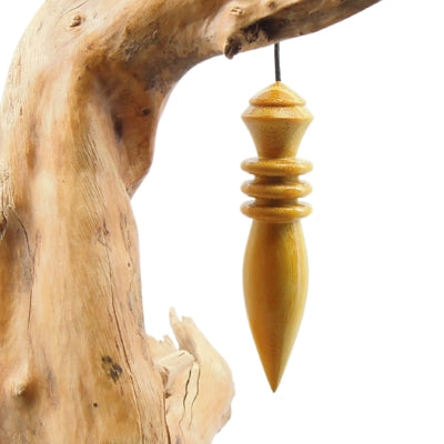 Pendule artisanal de radiesthésie en oranger des osages avec cordon collé