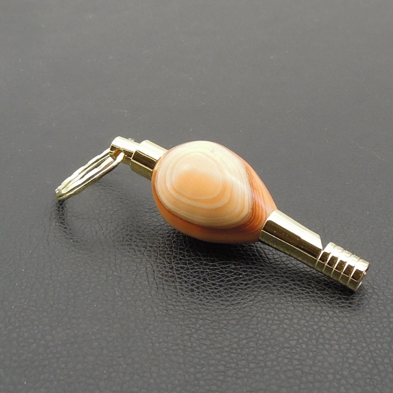 Porte clefs sifflet en if