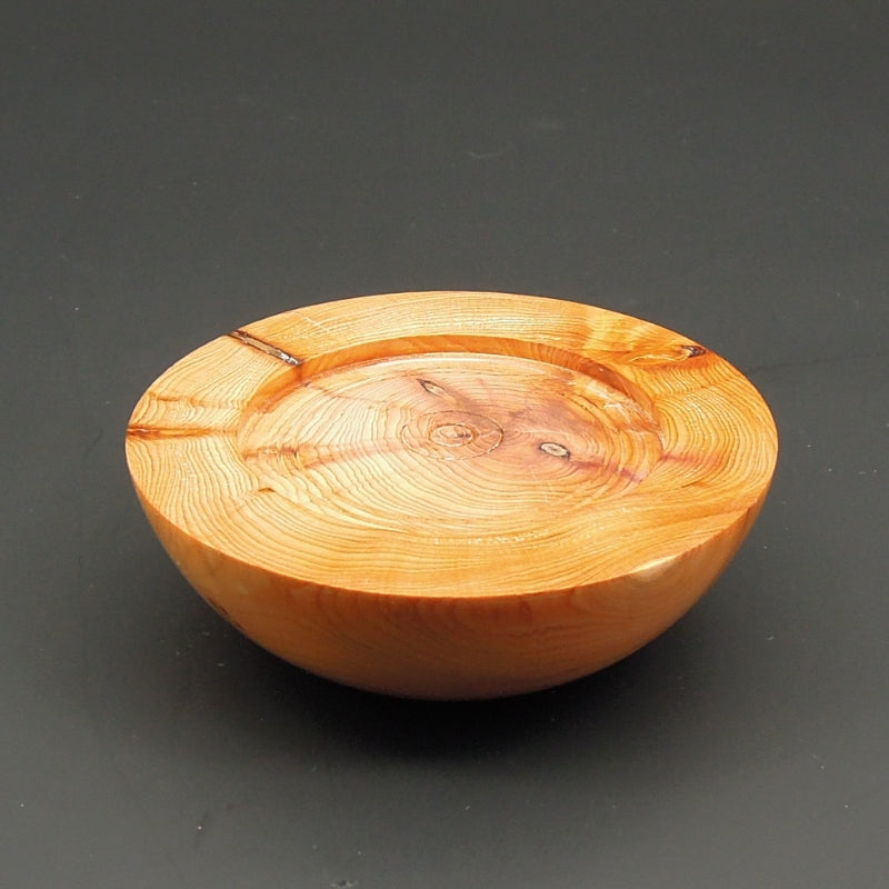 Bougeoir bois d'if de Bourgogne.