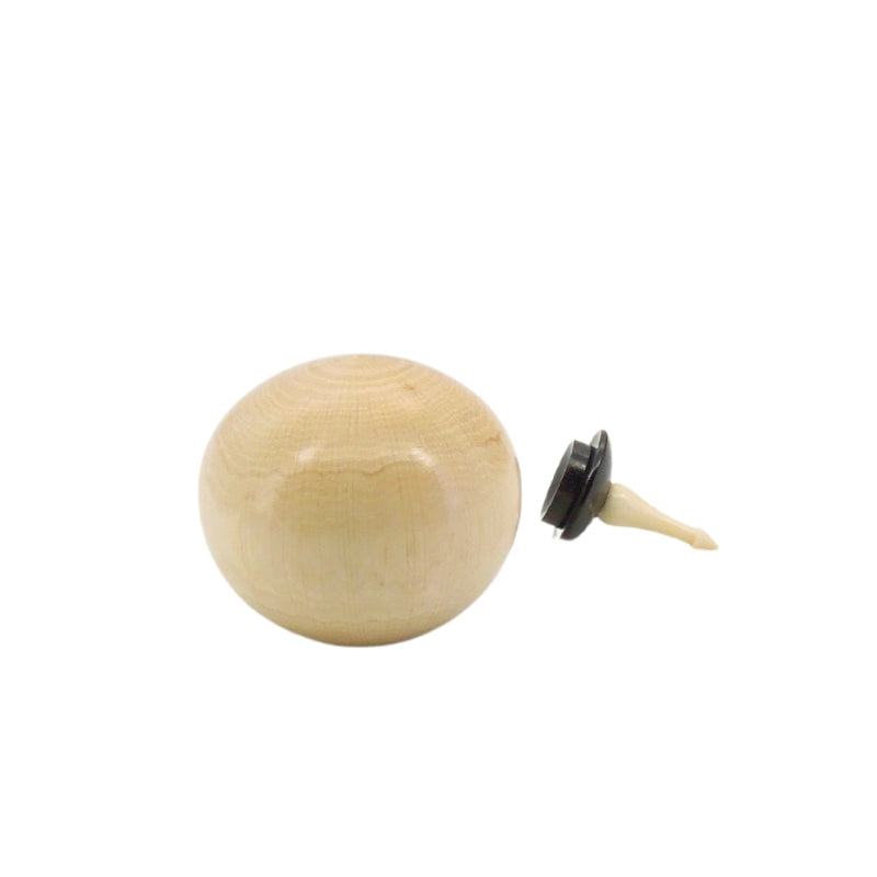 Petite boite sphérique en charme, ébène et os.