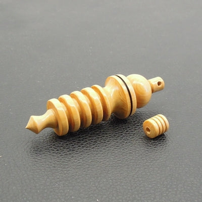 Pendule artisanal de radiesthésie en buis avec oeilleton