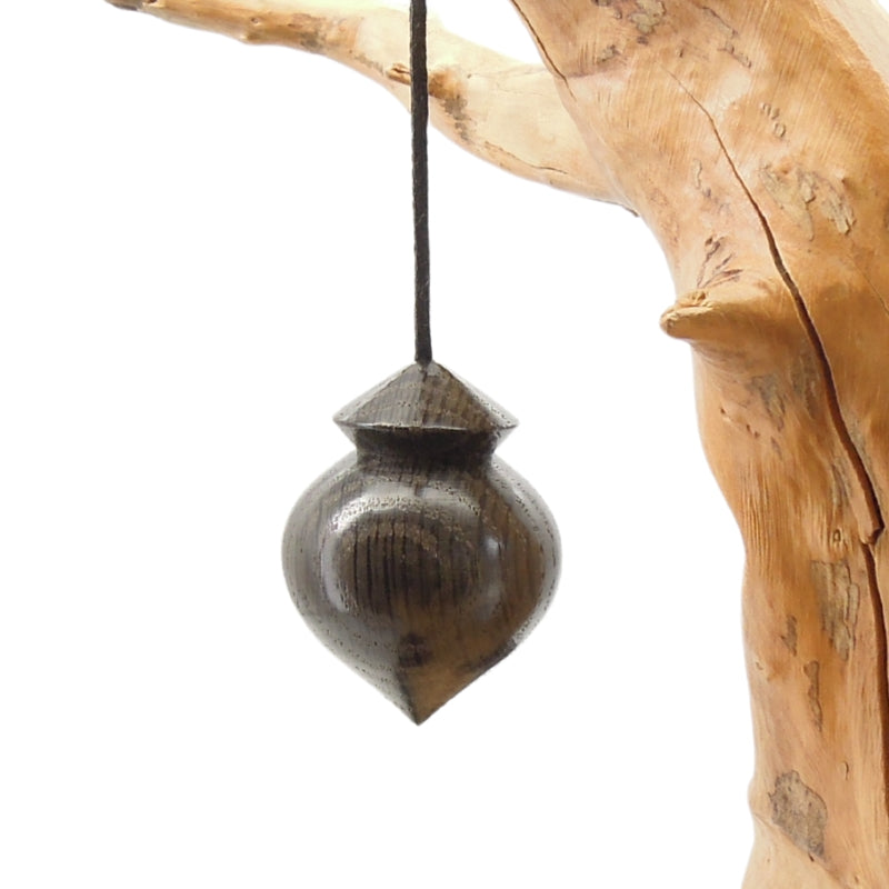 Pendule artisanal de radiesthésie en morta avec cordon collé