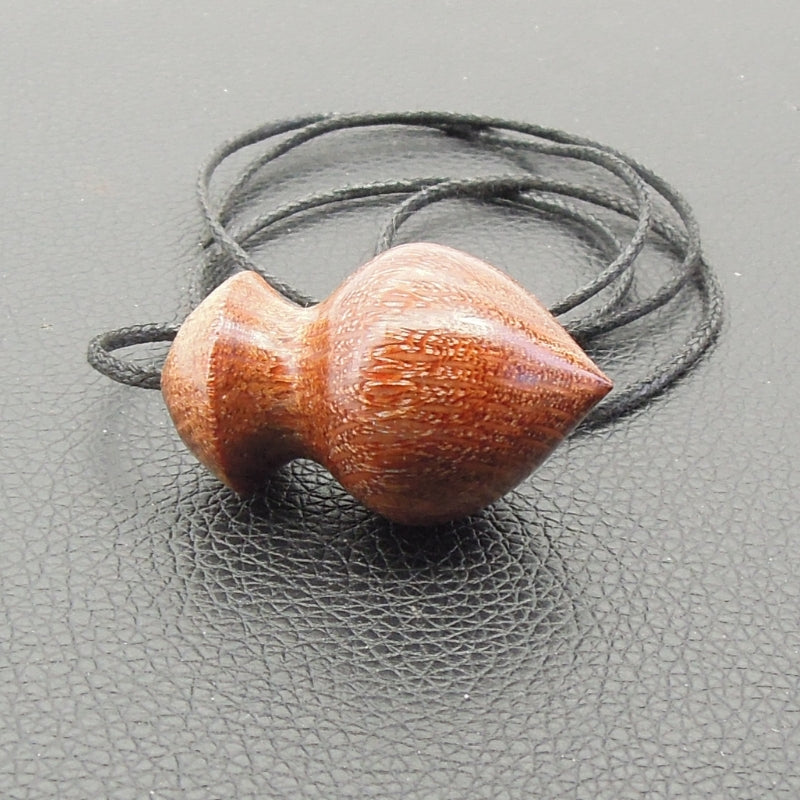 Pendule artisanal de radiesthésie en bois exotique avec cordon collé