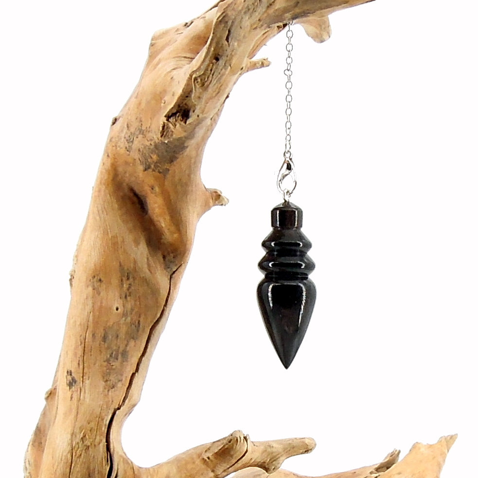 Pendule artisanal de radiesthésie en corne avec chainette