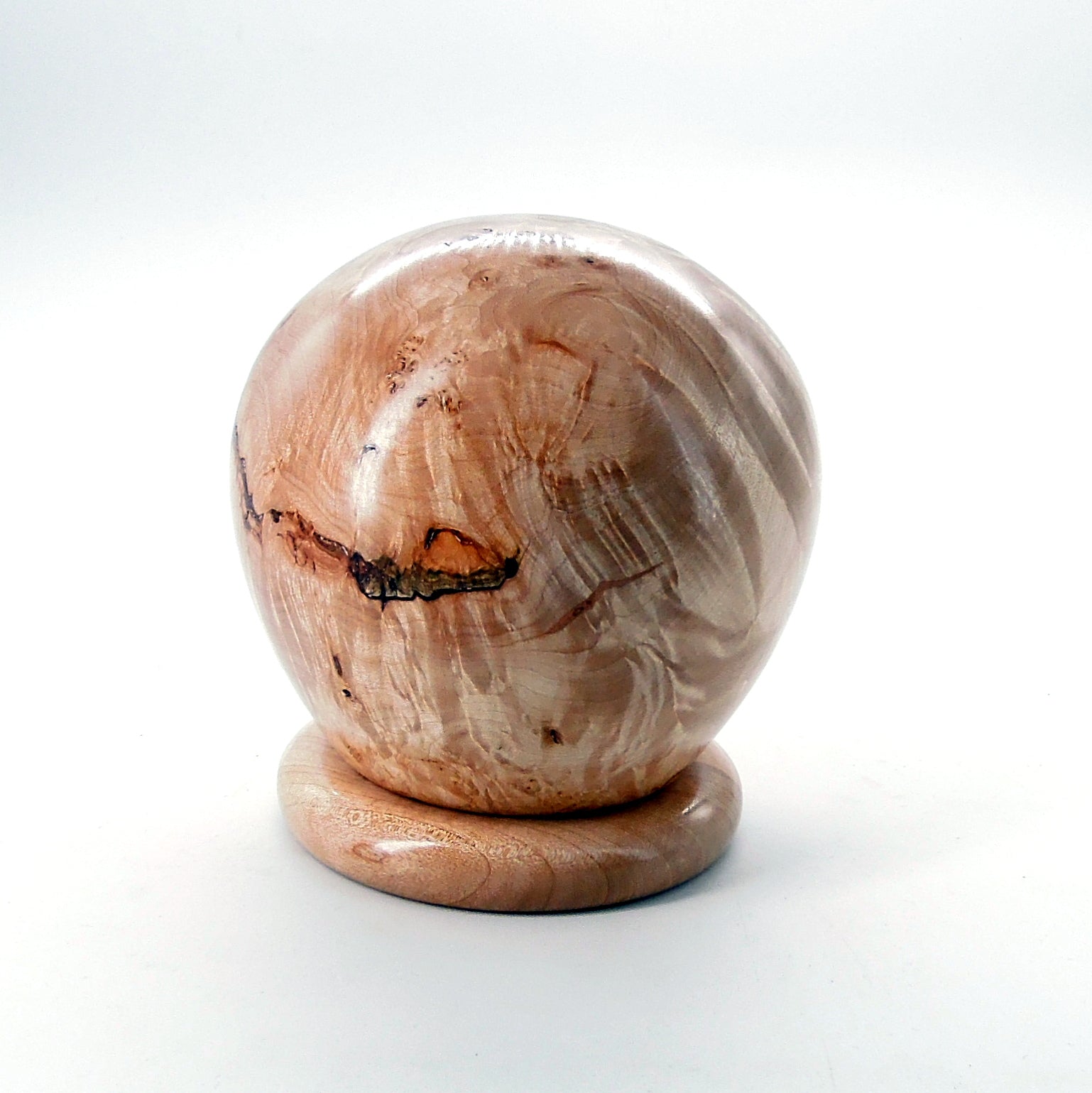 boite ou urne en bois de loupe d'érable