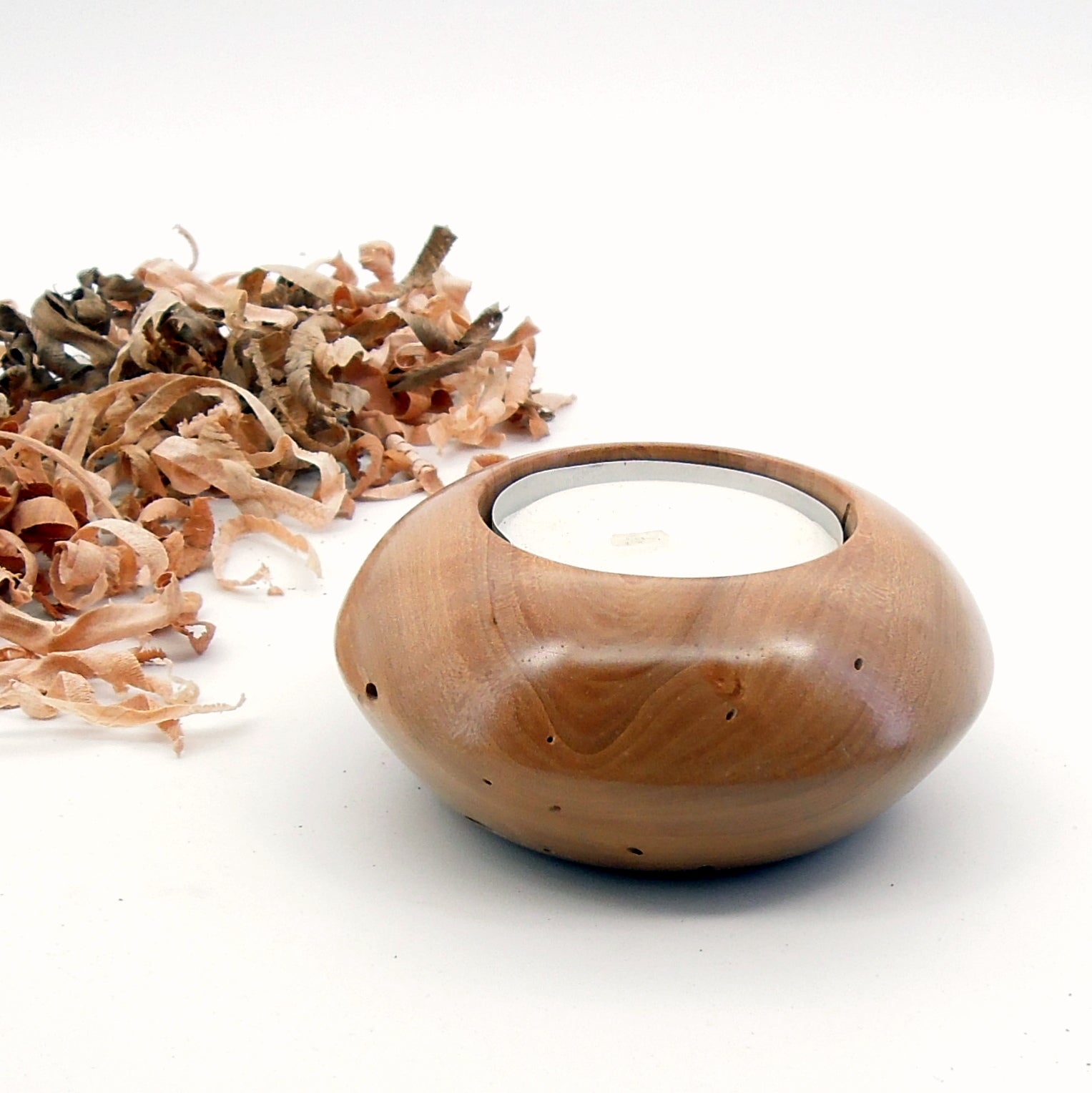 Bougeoir bois de pommier de Bourgogne.