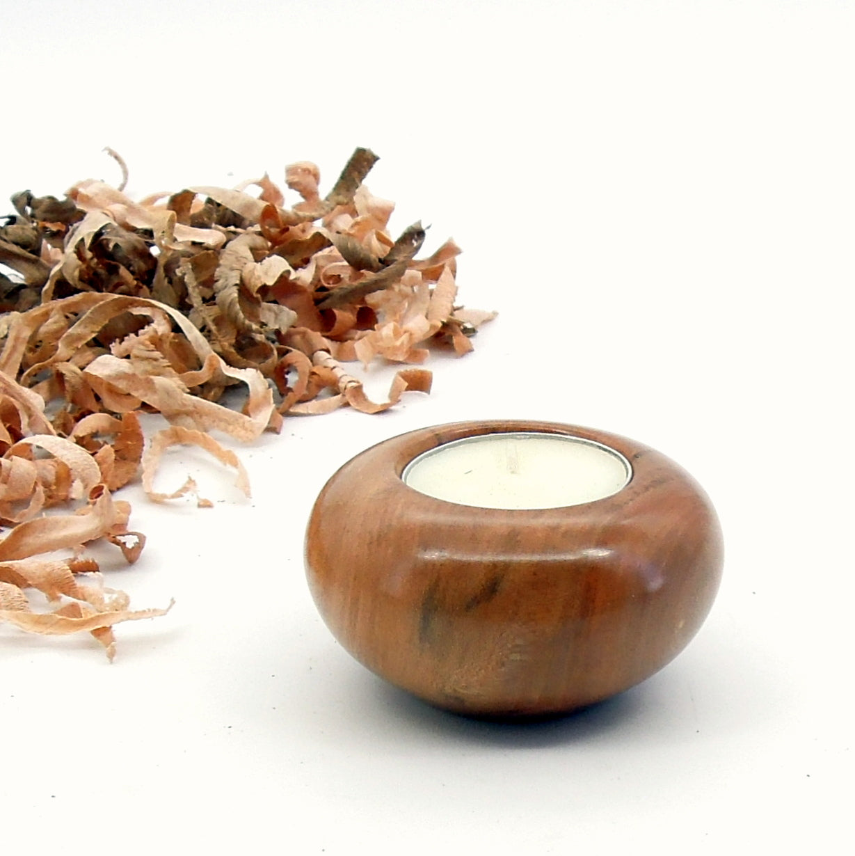 Bougeoir bois de pommier de Bourgogne.