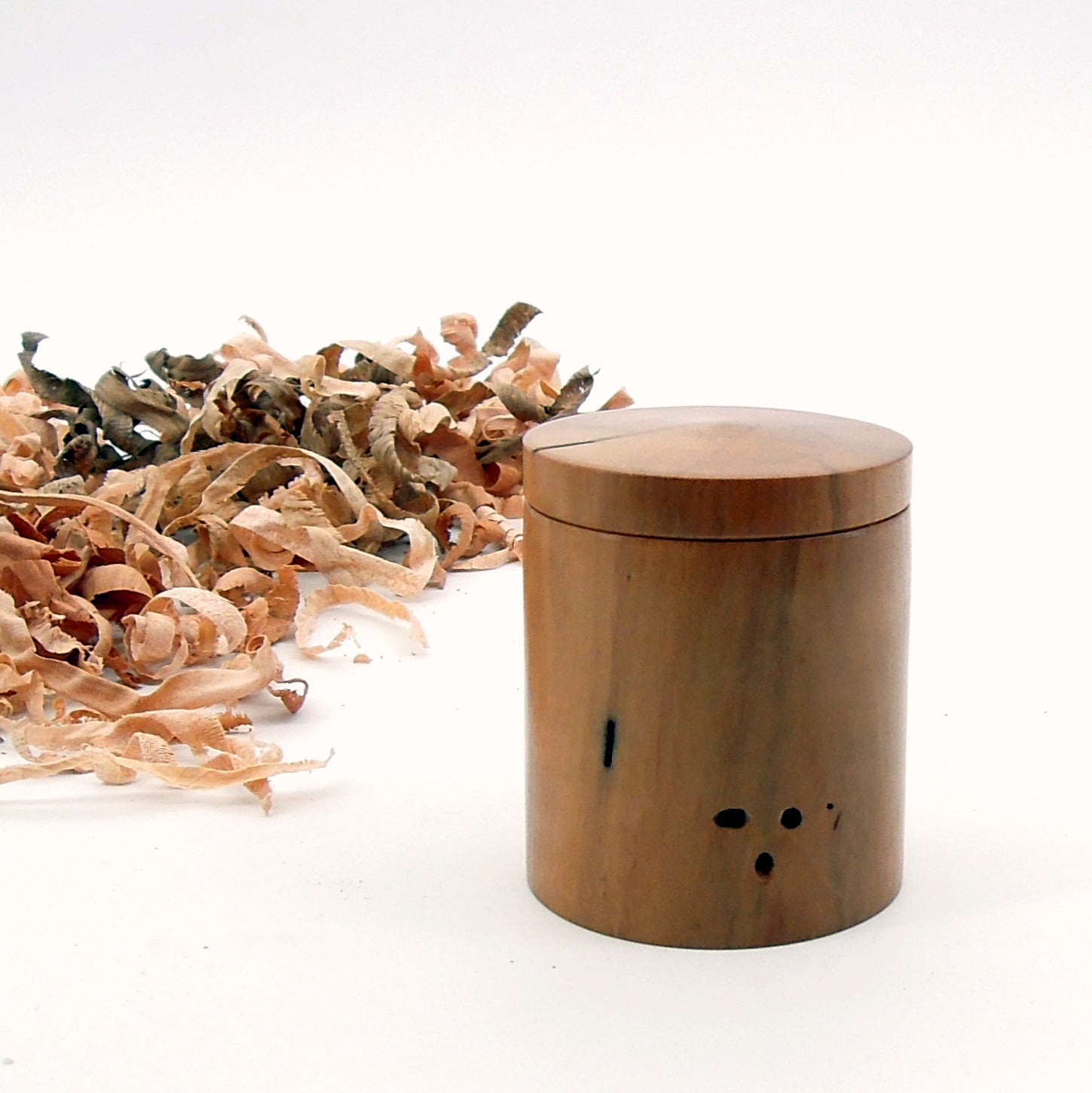 Petite boite en pommier.