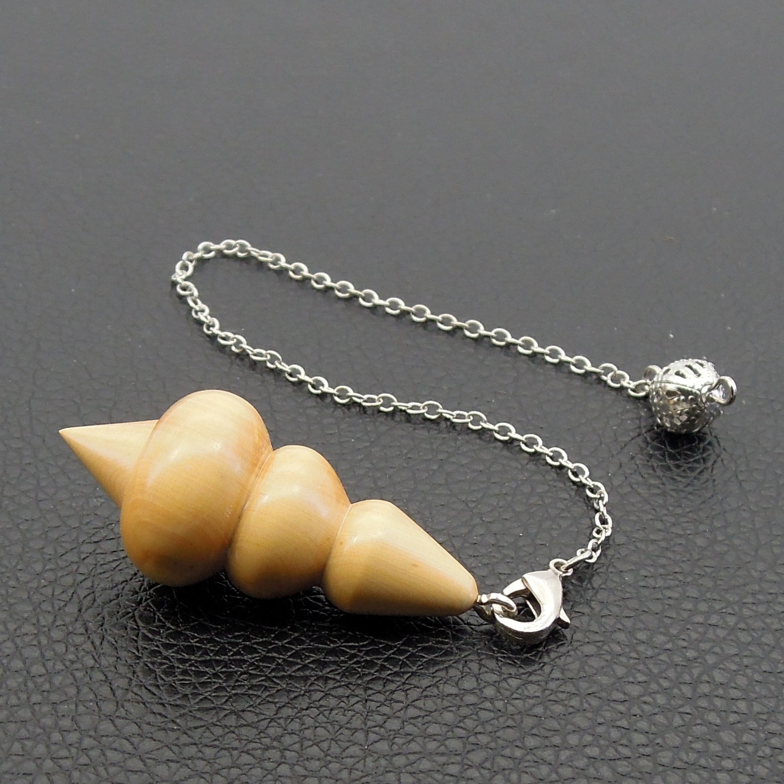 Pendule radiesthésie en bois