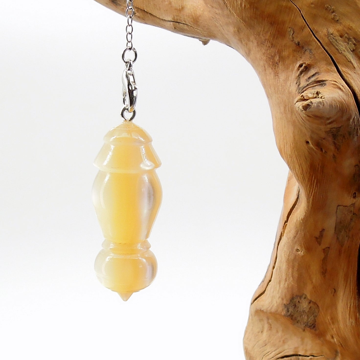 Pendule radiesthésie galalithe blanche