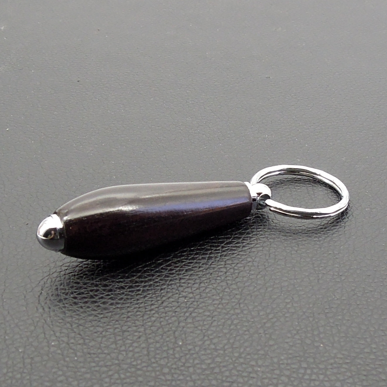 Porte clefs ébène.