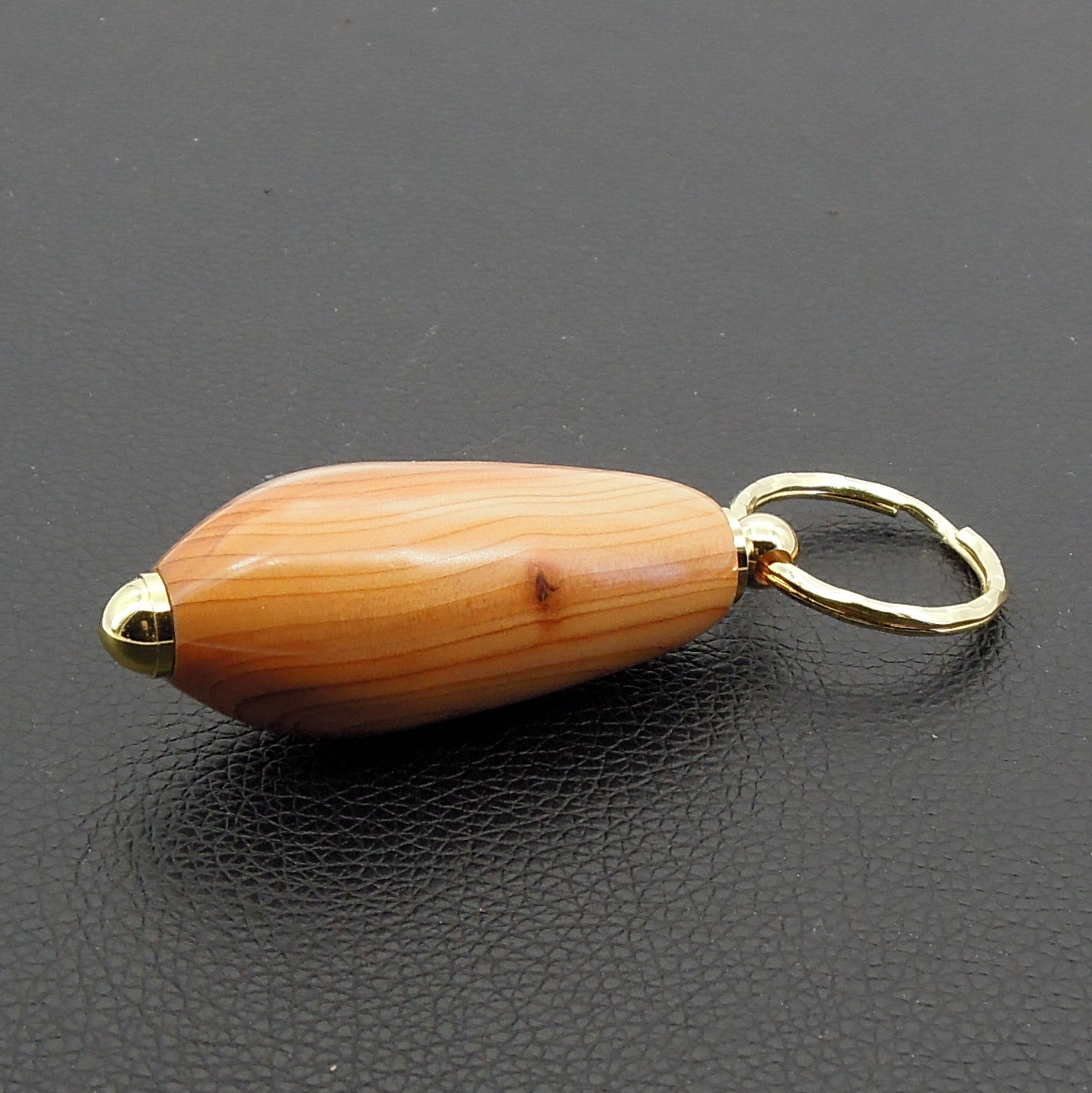 Porte clefs if.