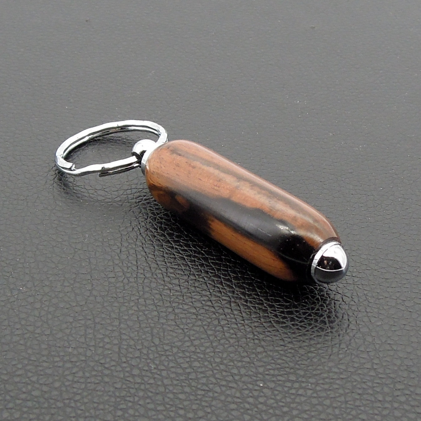 Porte clefs ébène.