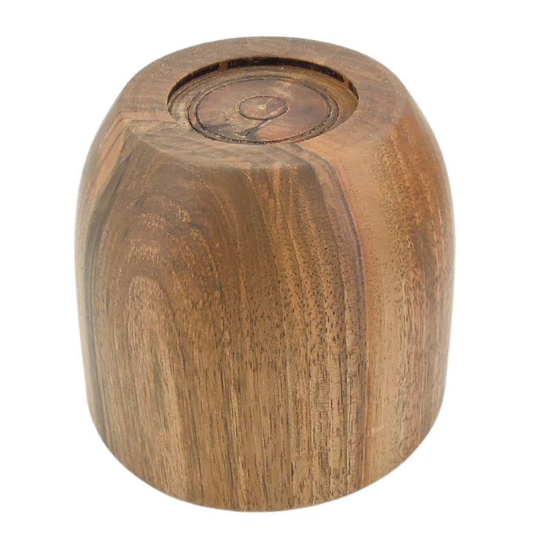 Gros bol ou petit saladier en bois de noyer de Bourgogne.