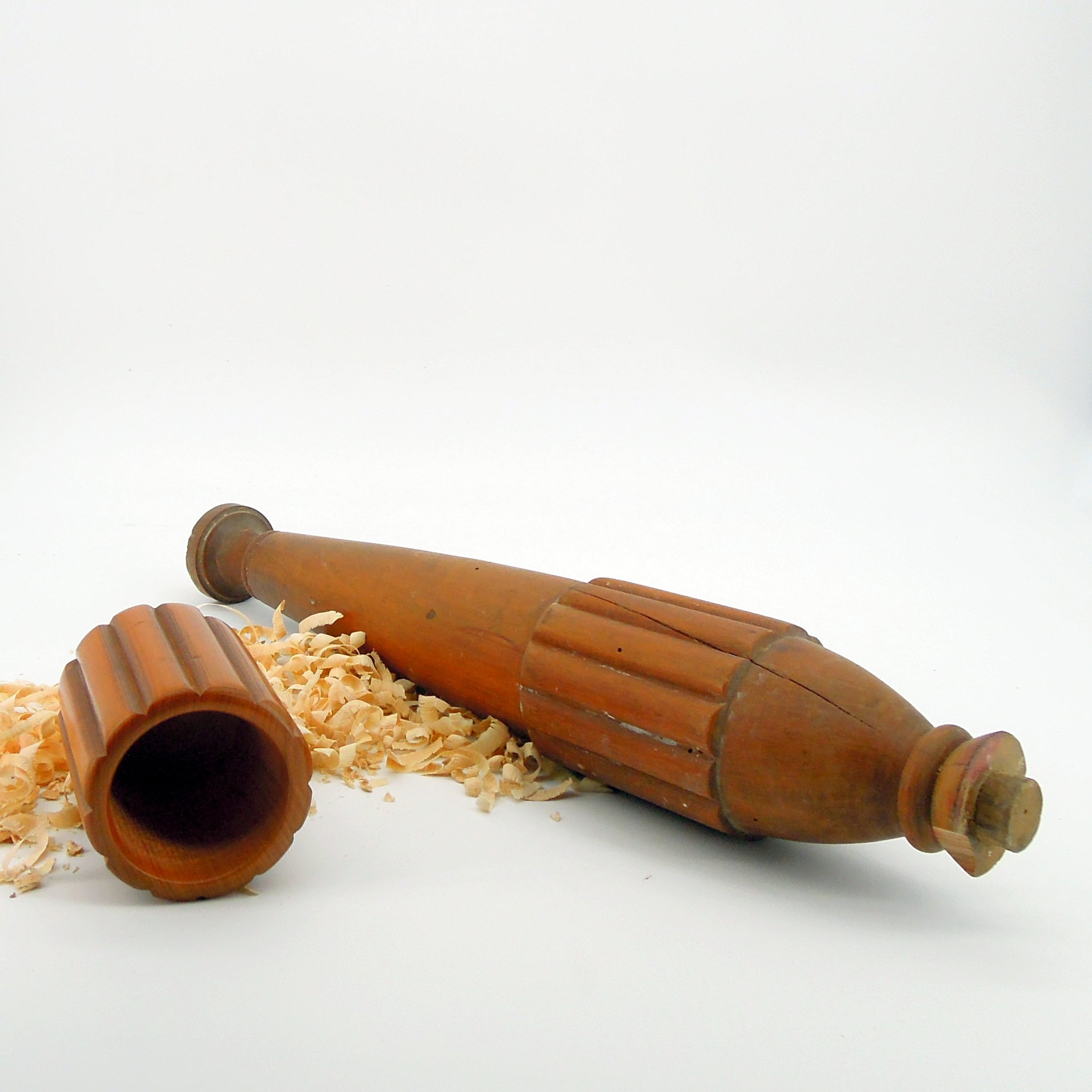 Pot à crayon en bois de noyer