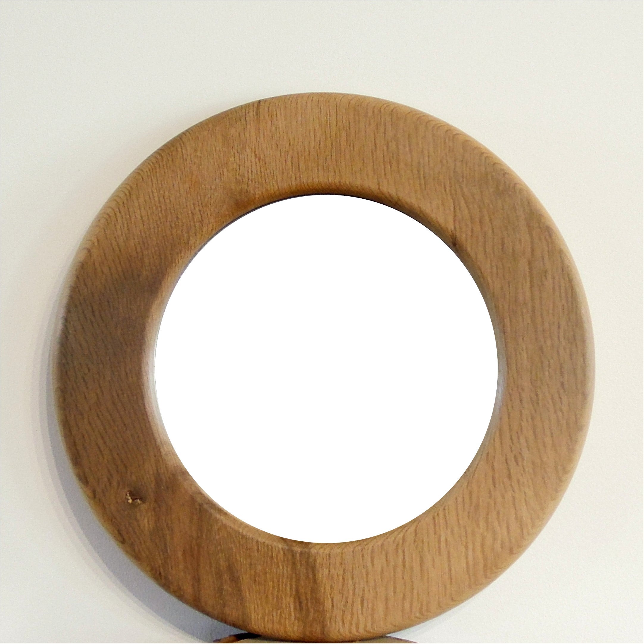 Miroir en bois de chêne de Bourgogne.