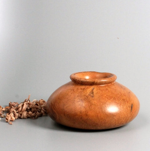 Pot en bois de robinier de Bourgogne. #1