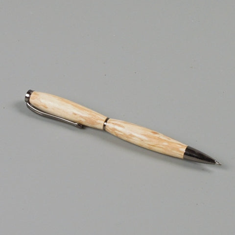 Stylo en bois de hêtre échauffé de Bourgogne. #1