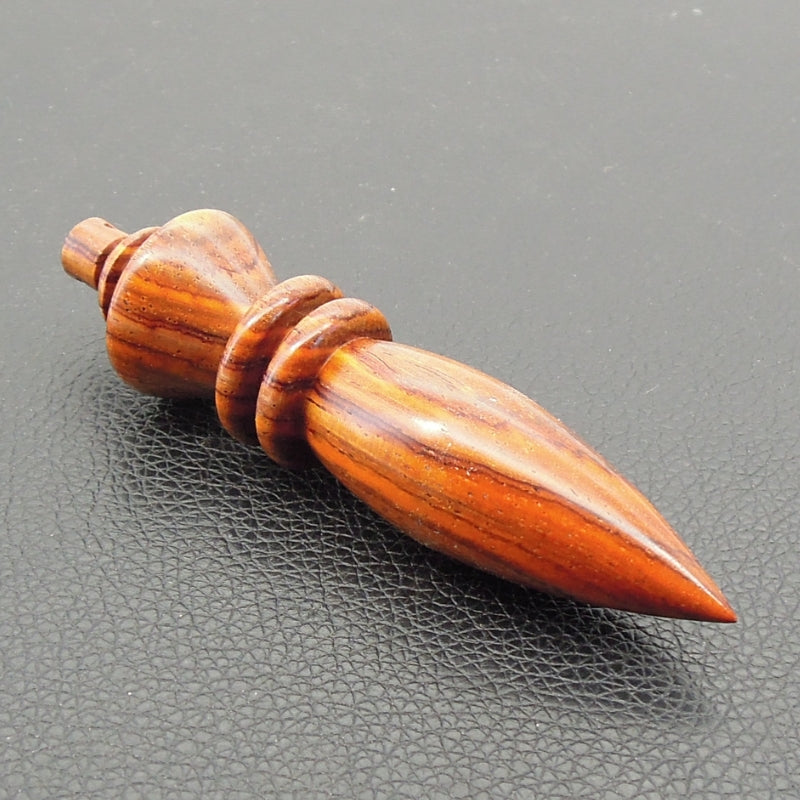 Pendule artisanal divinatoire en cocobolo avec oeilleton