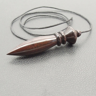 Pendule artisanal de radiesthésie en bois de fer cordon collé