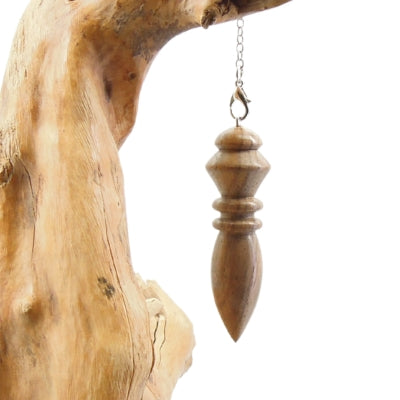 Pendule artisanal de radiesthésie en noyer avec chainette