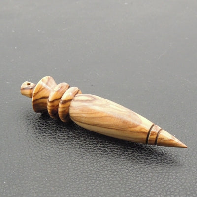 Pendule artisanal de radiesthésie type Thôt en olivier avec oeilleton.
