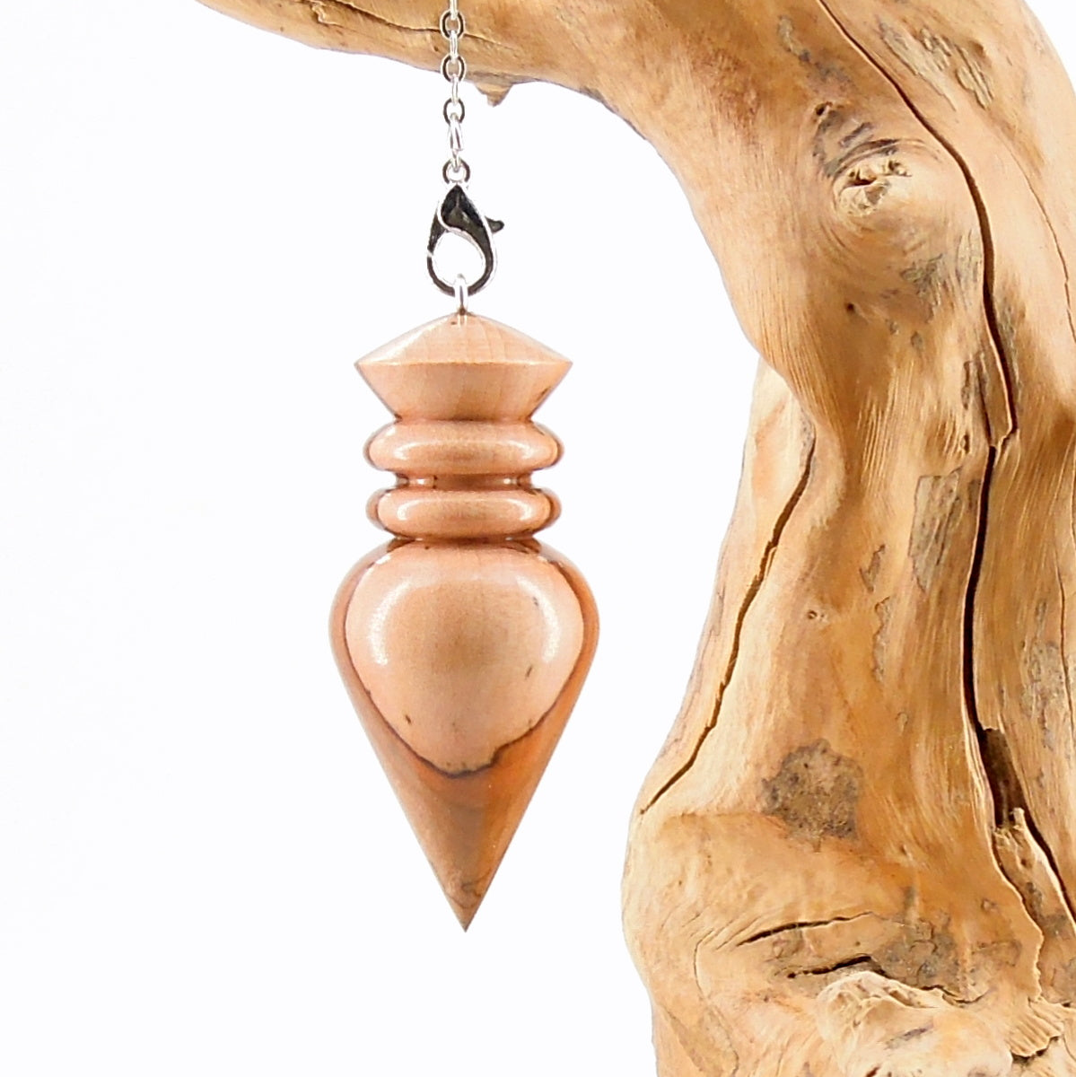 Pendule en bois d'aubépine