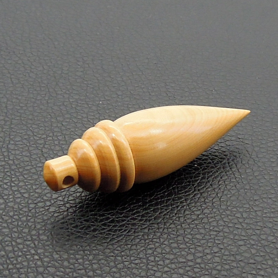 Pendule divinatoire artisanal en buis avec oeilleton