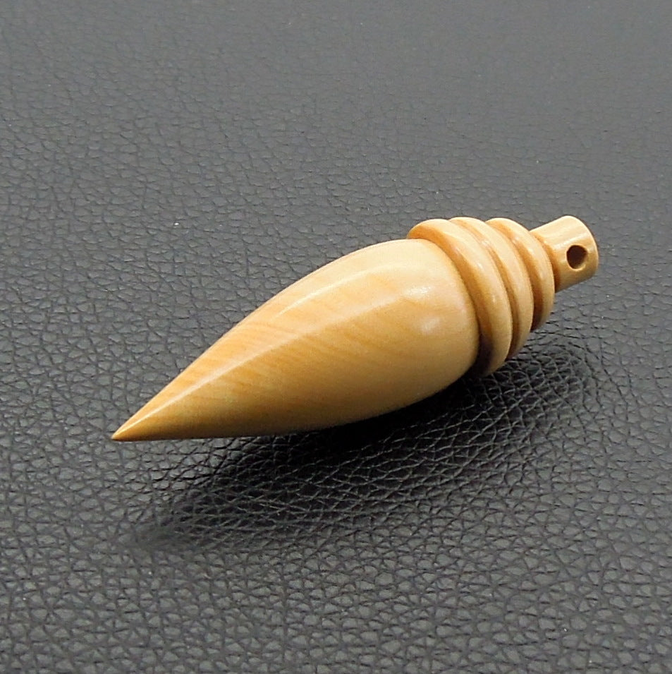 Pendule divinatoire artisanal en buis avec oeilleton