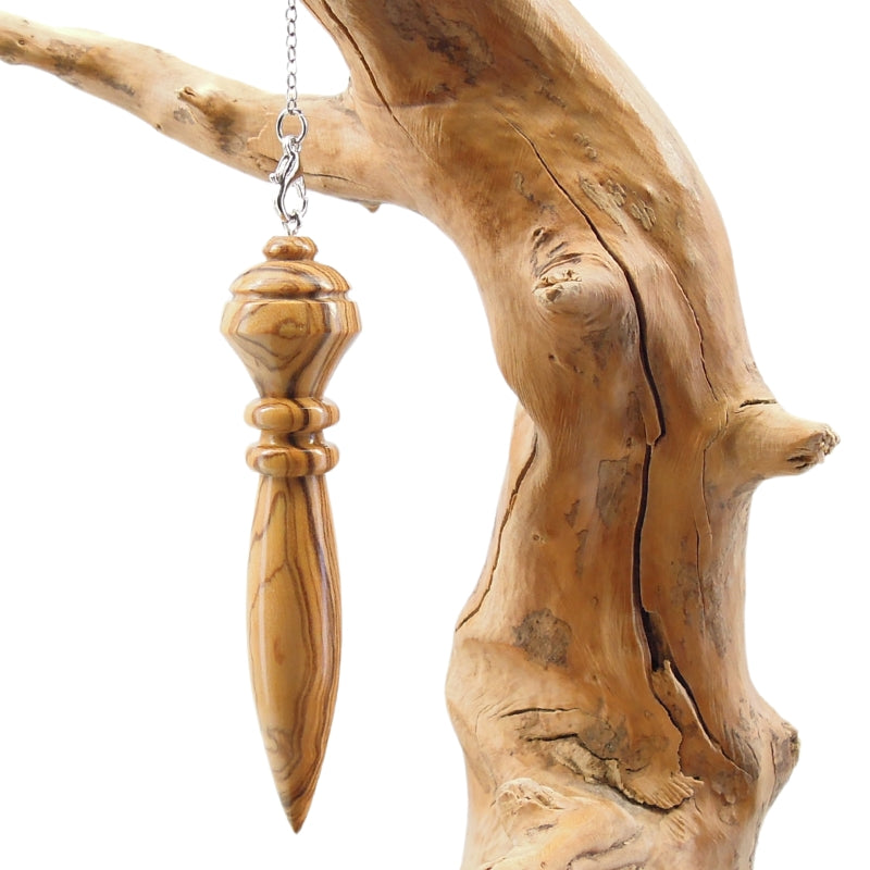 Pendule artisanal de Thot en olivier avec chainette.