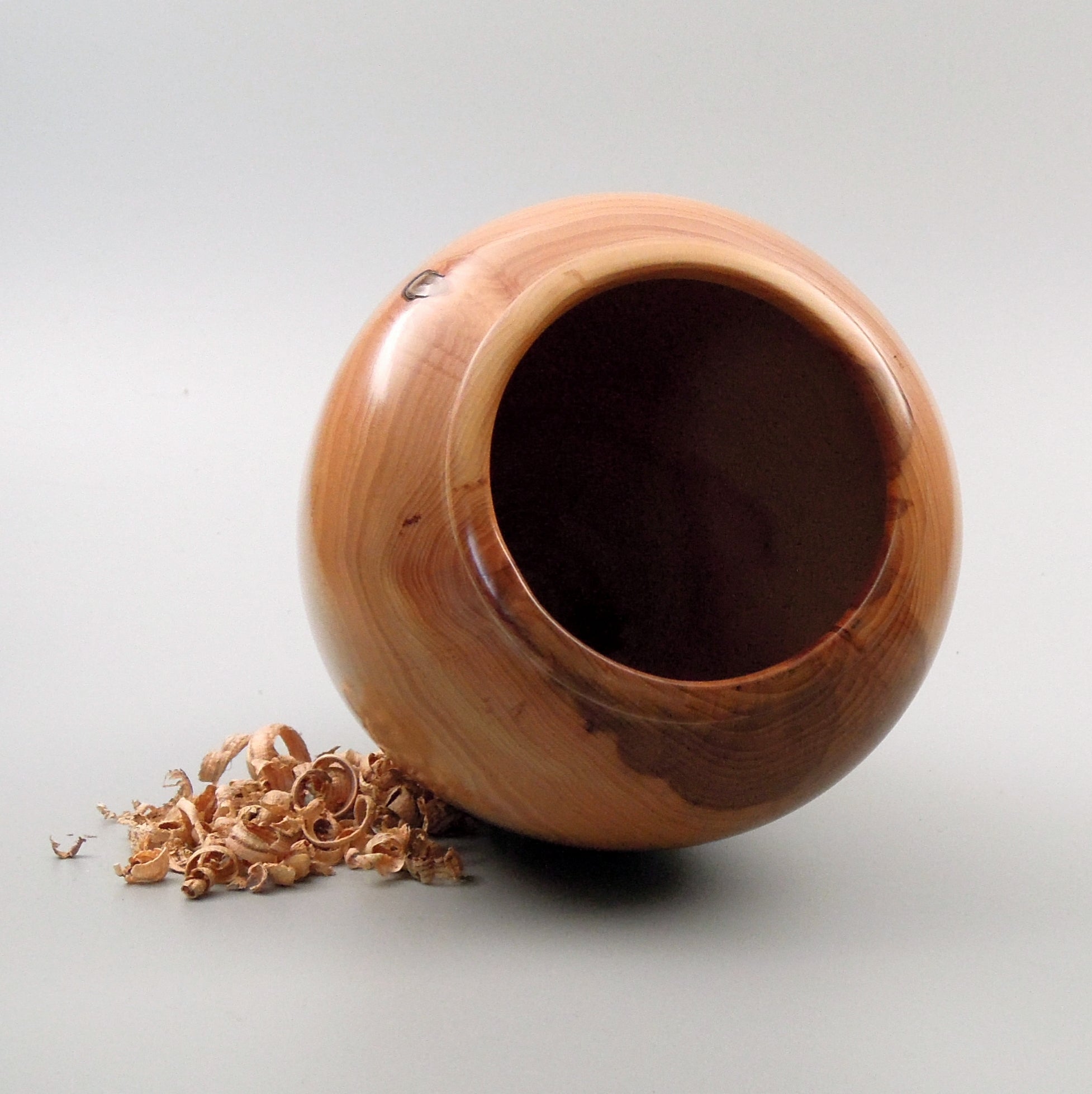 Pot en bois de pommier de Bourgogne. #1